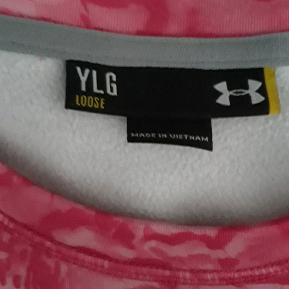 Under Armour - Picture 2 of 3